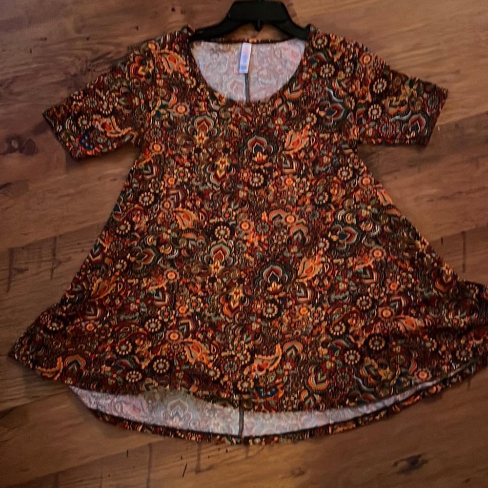 New Lularoe perfect t size XXS stretchy material